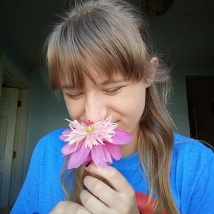 Meet your Posher, Caitlyn